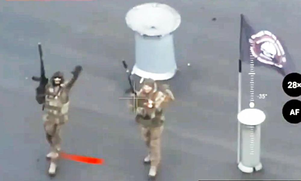 Ρωσική σημαία υψώθηκε στο κέντρο της Βελίκαγια Νοβοσέλκα. Φρίκη στο ουκρανικό επιτελείο.