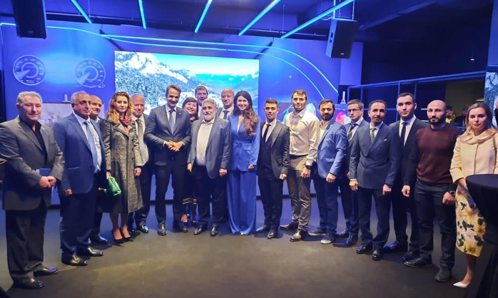 Ρώσος Πρέσβης: Οι ελληνικές αρχές αγνοούν συστηματικά 100.000 Έλληνες που ζουν πλέον στην Ρωσία. Απών το ελληνικό κράτος