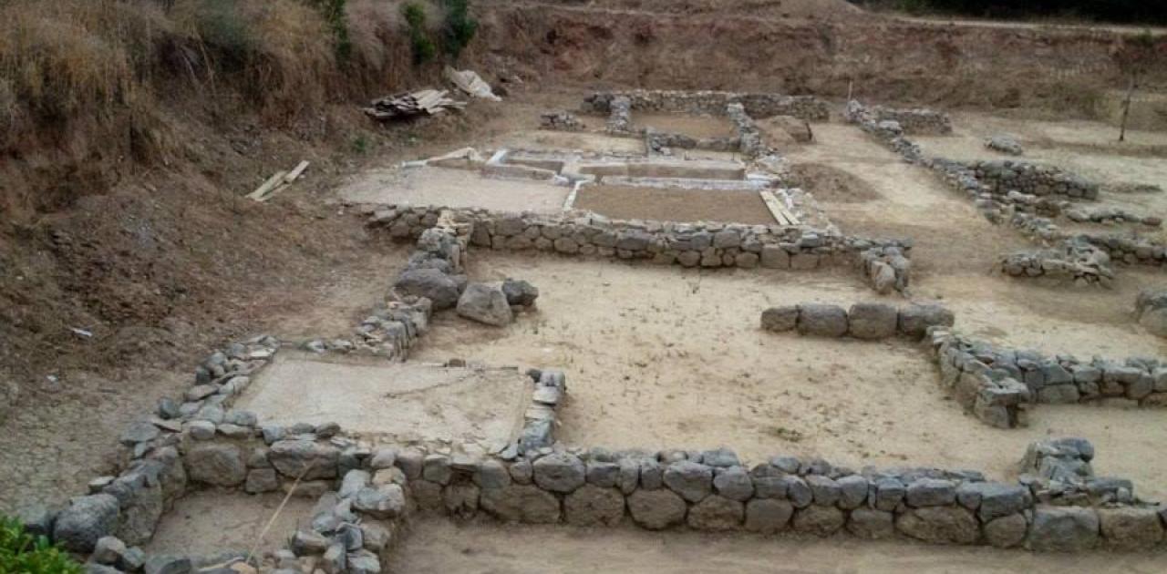 Σημαντικές αρχαιολογικές ανακαλύψεις στο Ιερό του Ελικωνίου ...