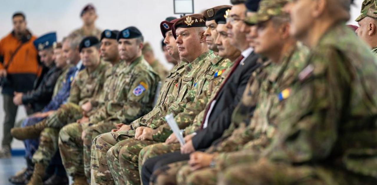 Η 82η Αερομεταφερόμενη Μεραρχία των ΗΠΑ μετέβη στην Ρουμανία με σχέδια ...