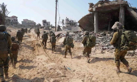 Ισραηλινοί στρατιώτες στη πόλη της Γάζας