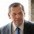 Στέφανος Μάνος