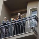 Ιταλοί στα μπαλκόνια