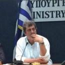 Πολάκης που καπνίζει