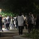 κόσμος σε πλατείες