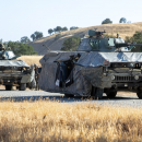 Humvee μετατροπή σε BTR-90