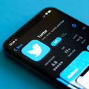 Twitter 