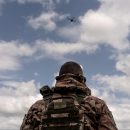 στρατιώτης με drone