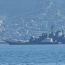 ρωσικό αποβατικό της κλάσης Popucha γέρνει στο Νοβοροσίσκ