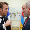 Macron Pasinian