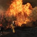 Εκτός ελέγχου η πυρκαγία στη Σητεία