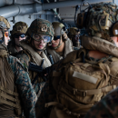 πεζοναύτες στο USS Tripoli 