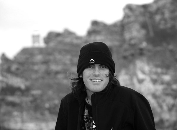 perierga.gr - 17χρονος φωτογράφος πλέει στον κόσμο και απαθανατίζει μοναδικές εικόνες!