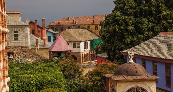 perierga.gr - Φωτογραφικό αφιέρωμα στα χωριά του Αγίου Όρους από την Daily Mail!