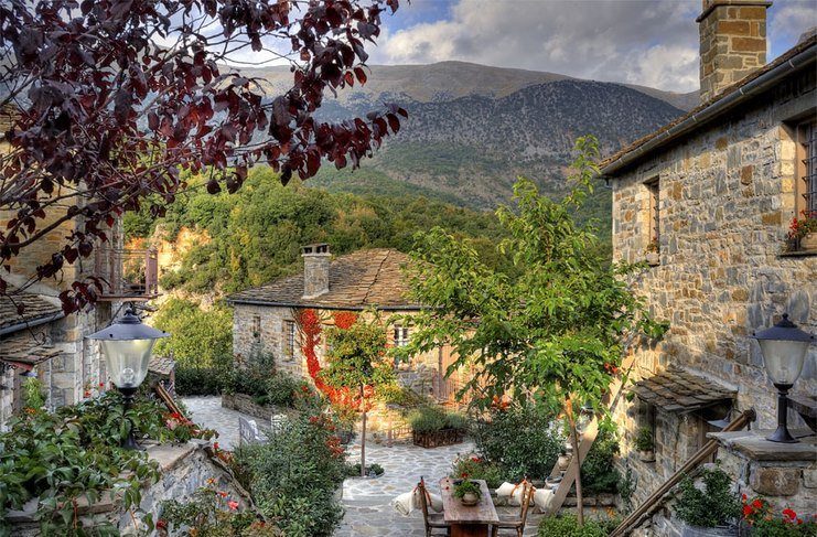 Ζαγοροχώρια: Σαράντα έξι πανέμορφα χωριά σκαρφαλωμένα στα βουνά των Ιωαννίνων