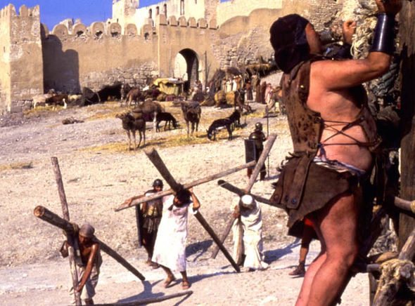 executioner-crucifixion-cross-716125