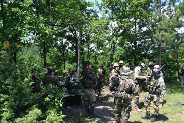 Oρθόδοξο «τσουνάμι»: Συλλαλητήριο Ελλήνων και Σέρβων κατά Κοσόβου και Σκοπίων – Υπό την «ομπρέλα» της Μόσχας – Βίντεο - Εικόνα0 Oρθόδοξο «τσουνάμι»: Συλλαλητήριο Ελλήνων και Σέρβων κατά Κοσόβου και Σκοπίων – Υπό την «ομπρέλα» της Μόσχας – Βίντεο - Εικόνα0