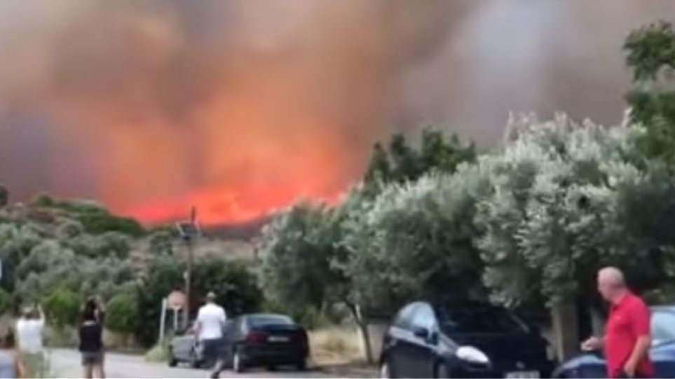 Î‘Ï€Î¿Ï„Î­Î»ÎµÏƒÎ¼Î± ÎµÎ¹ÎºÏŒÎ½Î±Ï‚ Î³Î¹Î± Â«Î•Î¯Î´Î± Î¼Îµ Ï„Î± Î¼Î¬Ï„Î¹Î± Î¼Î¿Ï… 200 Î¿Ï‡Î®Î¼Î±Ï„Î± ÎºÎ±Î¹ Ï€Î¬Î½Ï‰ Î±Ï€ÏŒ 100 ÏƒÏ€Î¯Ï„Î¹Î± Î½Î± ÎºÎ±Î¯Î³Î¿Î½Ï„Î±Î¹Â»: Î”ÏÎ±Î¼Î±Ï„Î¹ÎºÎ® Î· ÎºÎ±Ï„Î¬ÏƒÏ„Î±ÏƒÎ· ÏƒÎµ ÎœÎ¬Ï„Î¹, ÎÎ­Î¿ Î’Î¿Ï…Ï„Î¶Î¬ ÎºÎ±Î¹ ÎšÎ¹Î½Î­Ï„Î±