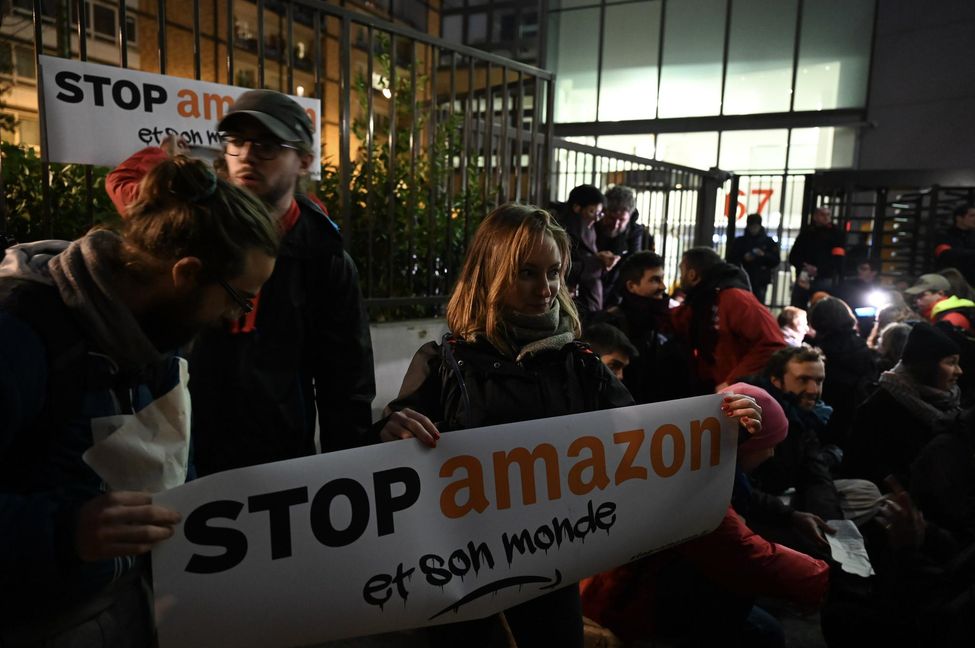 https://www.pentapostagma.gr/wp-content/uploads/2019/11/1274837-prodlibe-2019-1563-action-attac-contre-amazon-lors-du-black-friday.jpg https://www.pentapostagma.gr/wp-content/uploads/2019/11/1274837-prodlibe-2019-1563-action-attac-contre-amazon-lors-du-black-friday.jpg